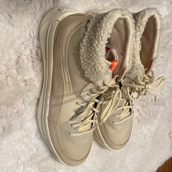 SOREL Women's Out 'N About 503 Mid Cozy Sneaker Boots Tawny Buff - Picture 3 of 5